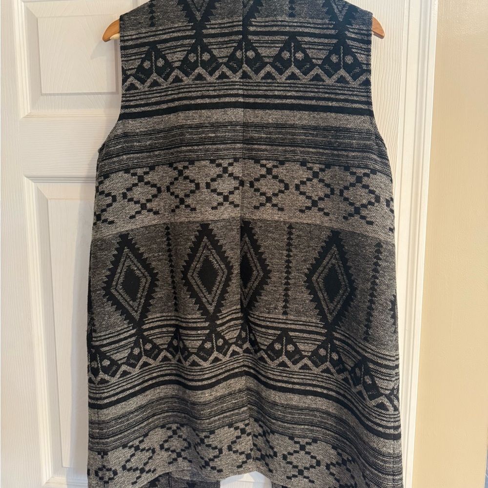Native American Style Long Vest Black/Gray Artisan NY Size L 12-14 Heavy Coat - Picture 4 of 7